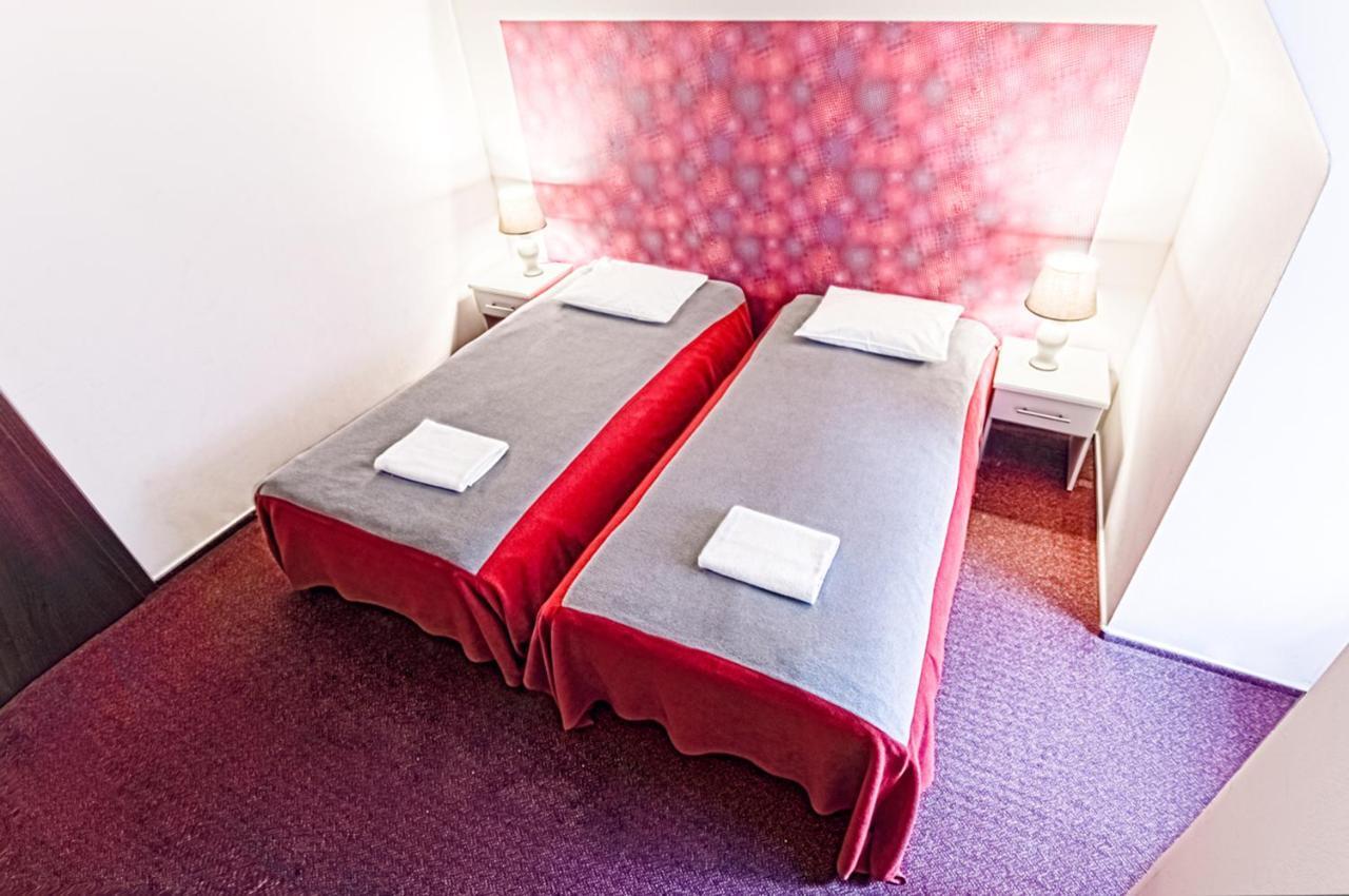 Melody Stary Rynek Hostel *